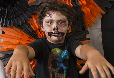 This class will give you Halloween ideas for a classic costume with face paint. Create a tiger, zombie, and vampire for face painting and a DIY Halloween costume.