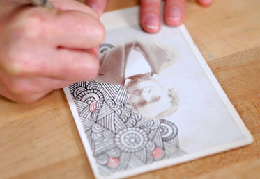 Lisa Congdon gives you drawing tequniques and tips to do better contour line dawing