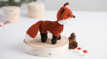 Loom Knitting: Make a Baby Cocoon by Michele Muska - Creativebug