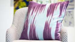 Jesse Genet from Lumi teaches you to create vibrant, textural prints on textiles and home décor with Inkodye -- a special light-sensitive fabric dye that comes out of the bottle translucent and develops in the sunlight, resulting in beautifully dyed fabr