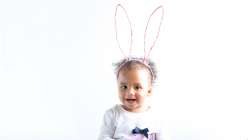 Learn how to create Easter Bunny ears in this Easter project for kids. Easy and fun to make, this craft is a great Easter idea and spring craft for a children’s party activity. 
