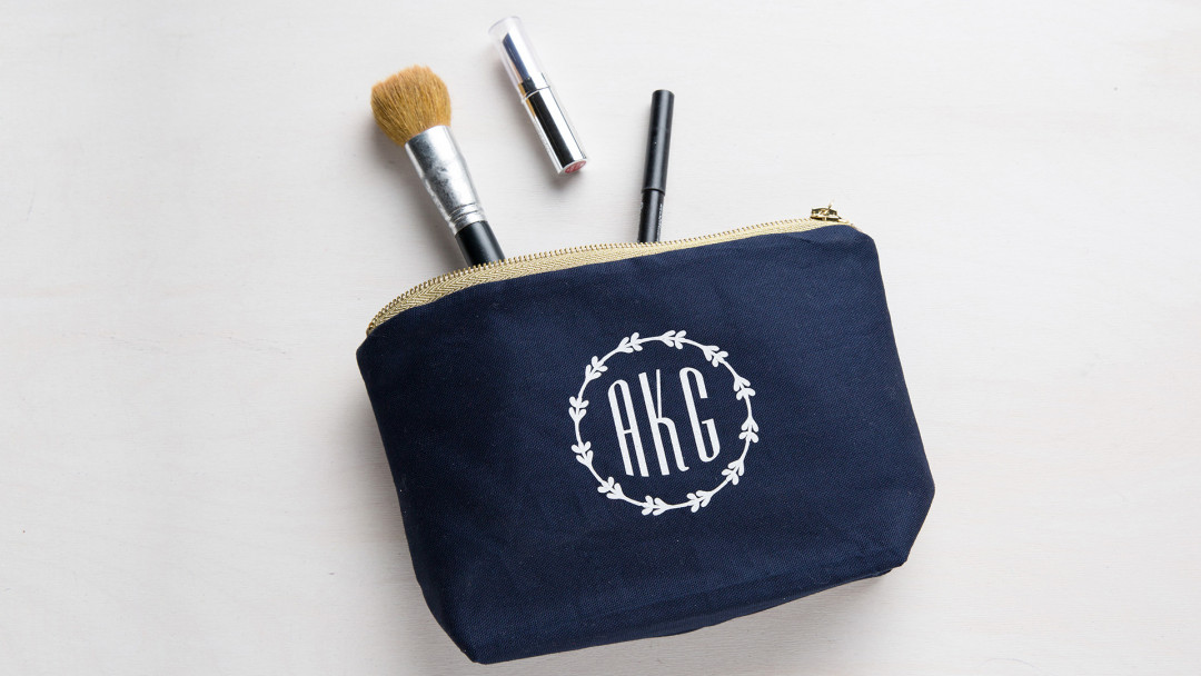 Personalized Makeup Bags With a Cricut Maker! - Leap of Faith Crafting