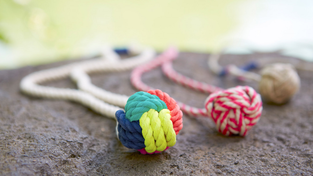 Make a Monkey’s Fist Knotted Necklace by Courtney Cerruti Creativebug
