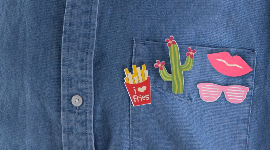 Cricut Crafts: Print-Then-Cut Flair Pins by Amber of Damask Love -  Creativebug