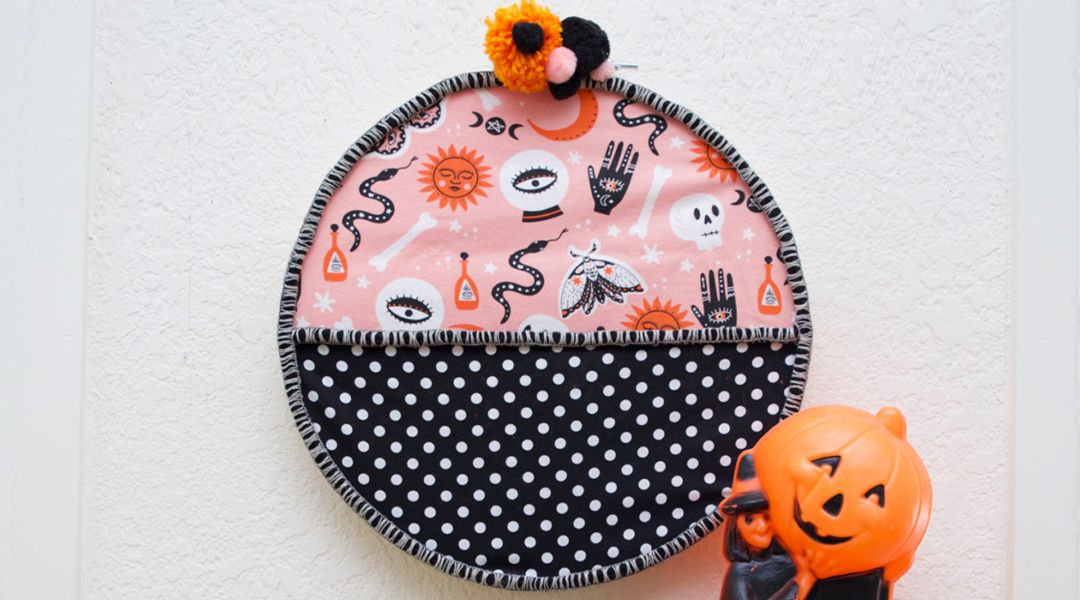 Crafting Together: Halloween Wreaths with Jennifer Perkins