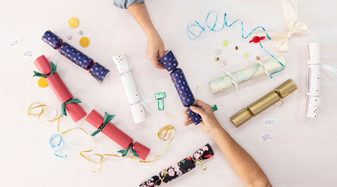 Make Prize-Filled Party Crackers
