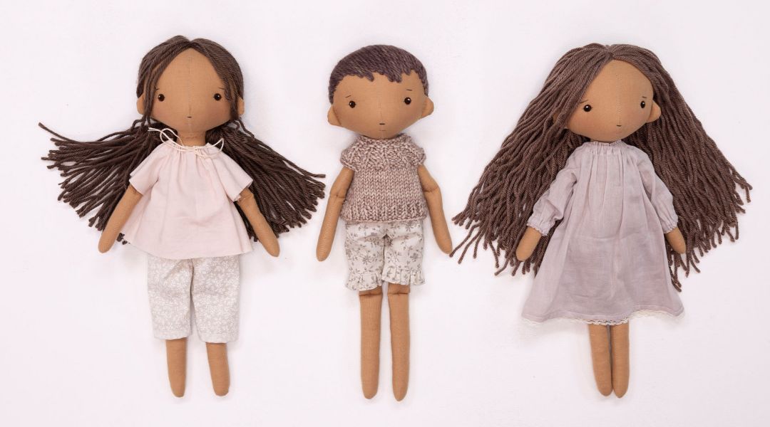 Rag Doll Hairstyles: Short and Long