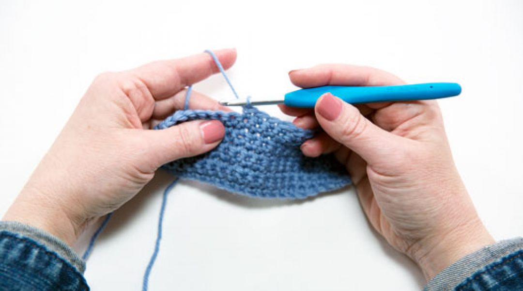 How to Work Single Crochet with Edie Eckman - Creativebug
