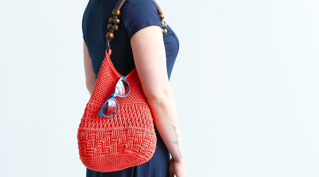 Crocheted Summer Bag by Edie Eckman - Creativebug