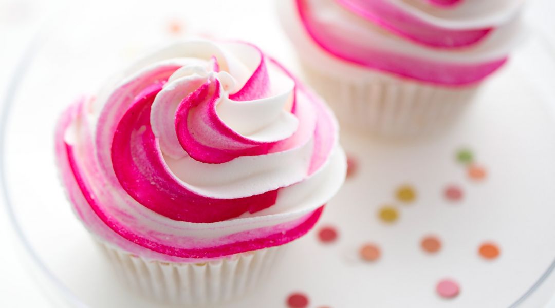 The Wilton Method: Mastering Buttercream - Decorating Cupcakes