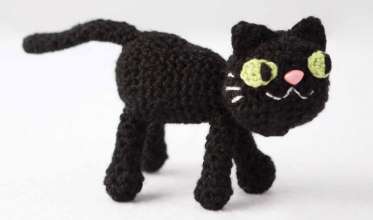 Black Cat Amigurumi