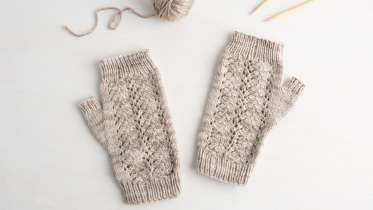 Lace Mitts