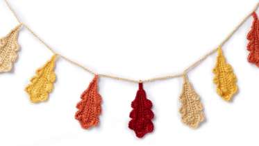 Crochet Oak Leaf Garland